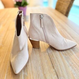 LINEA PAOLO Blush Pink Suede Leather Pointed Toe Ankle Booties SZ 8